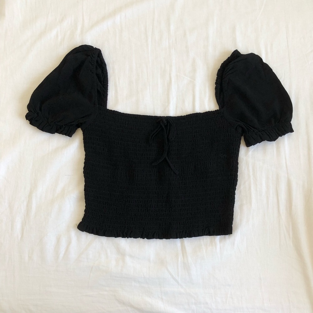 Wilfred Black Smocked Puff-Sleeve Crop Top